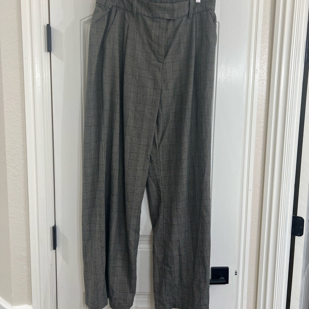 Women's Gray Wide Leg Plaid Pants